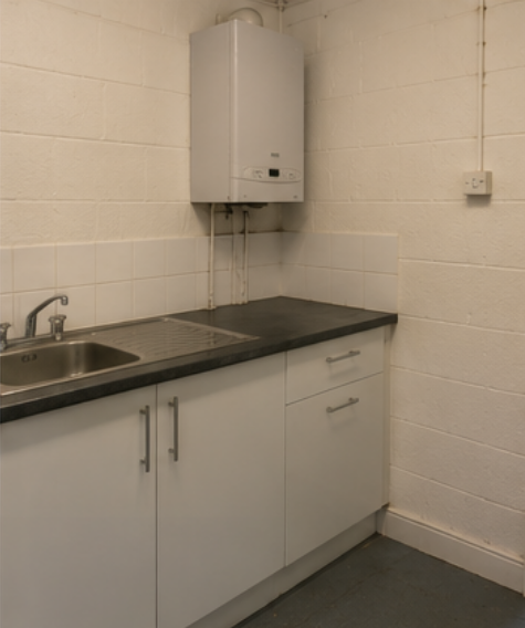 Small Warehouse & Workshop Unit to Let in Newhaven