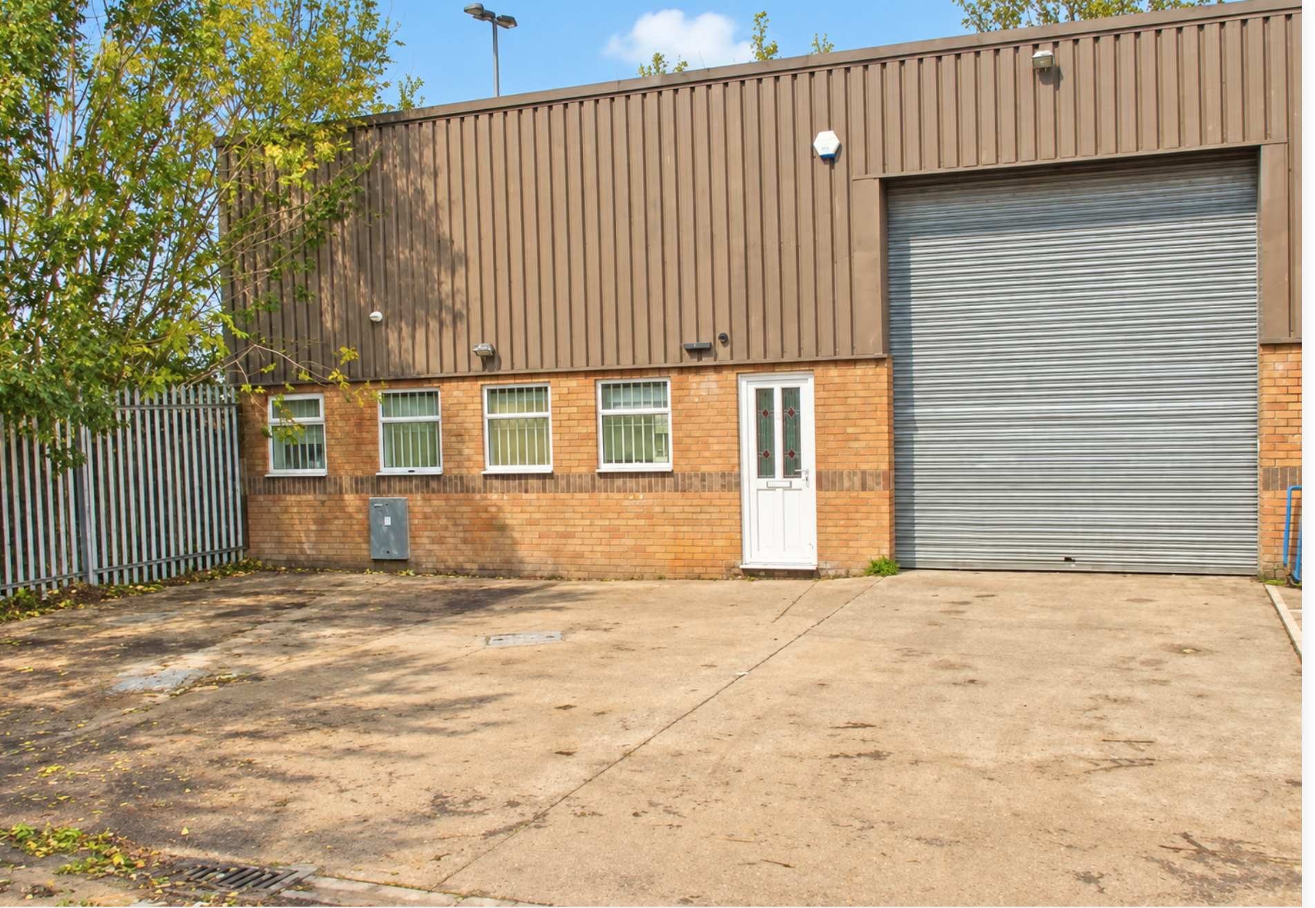 Large Flexible commercial space