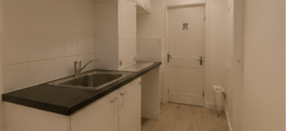 Bright High Street Retail Unit – Central Lewes