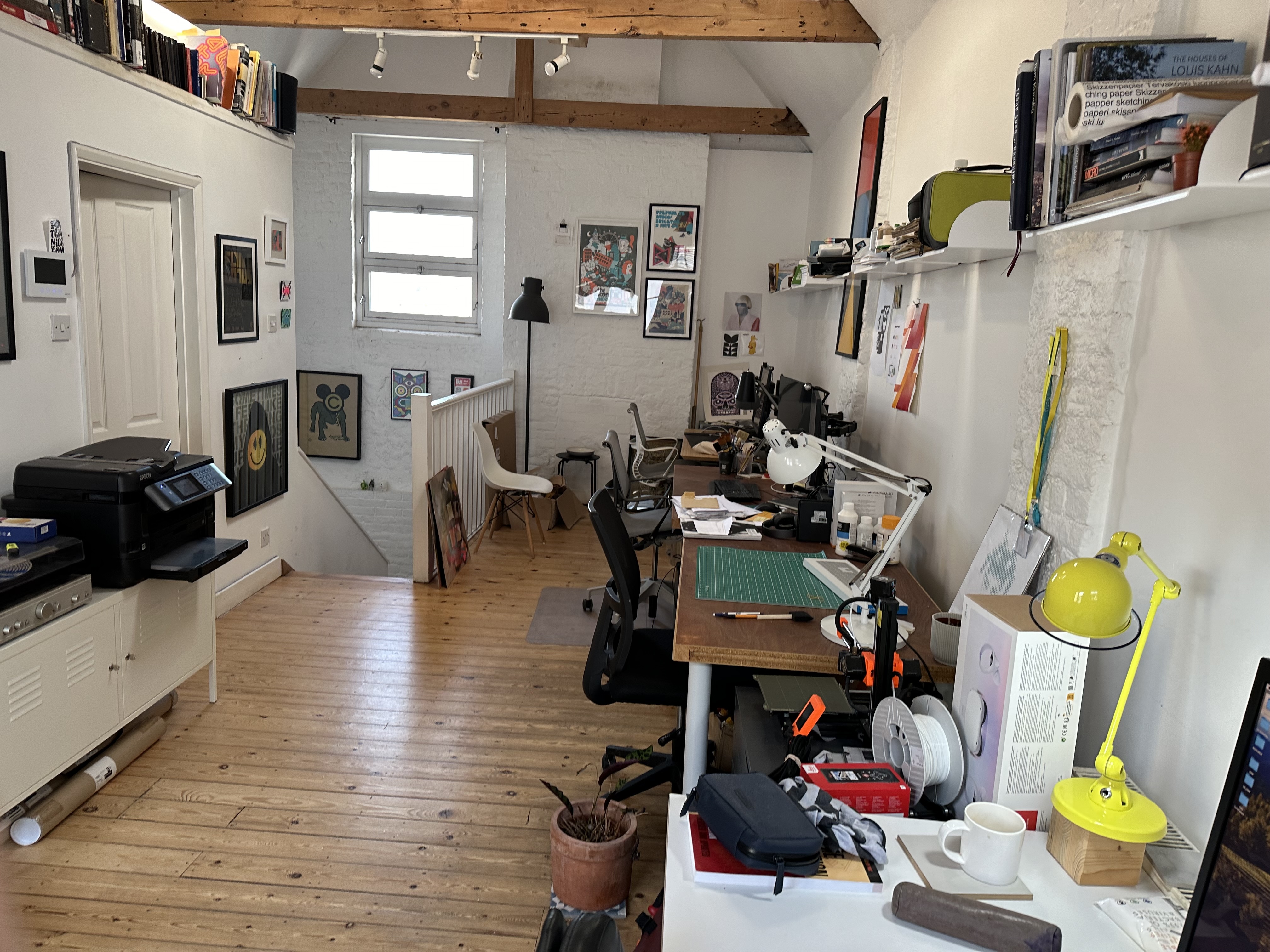 Stunning Top Floor Office – Foundry Street, Brighton (6–7 people)